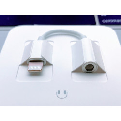 ADAPTADOR LIGHTNING  A JACK